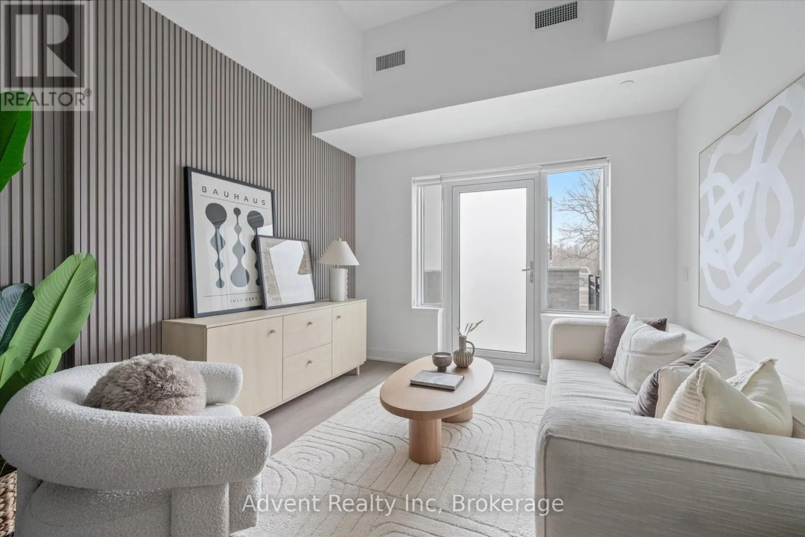 132 - 8 CEDARLAND DRIVE