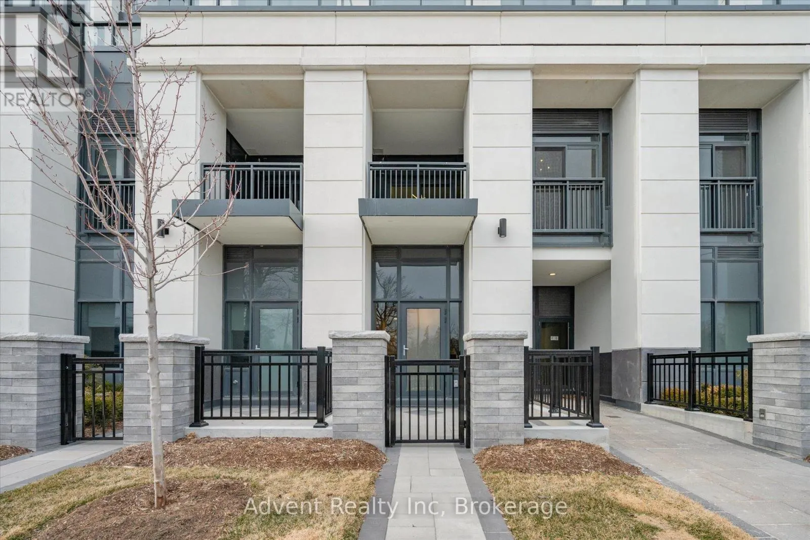 132 - 8 CEDARLAND DRIVE