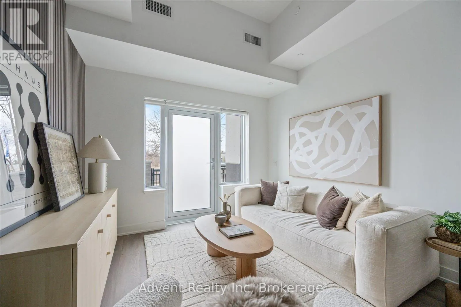 132 - 8 CEDARLAND DRIVE