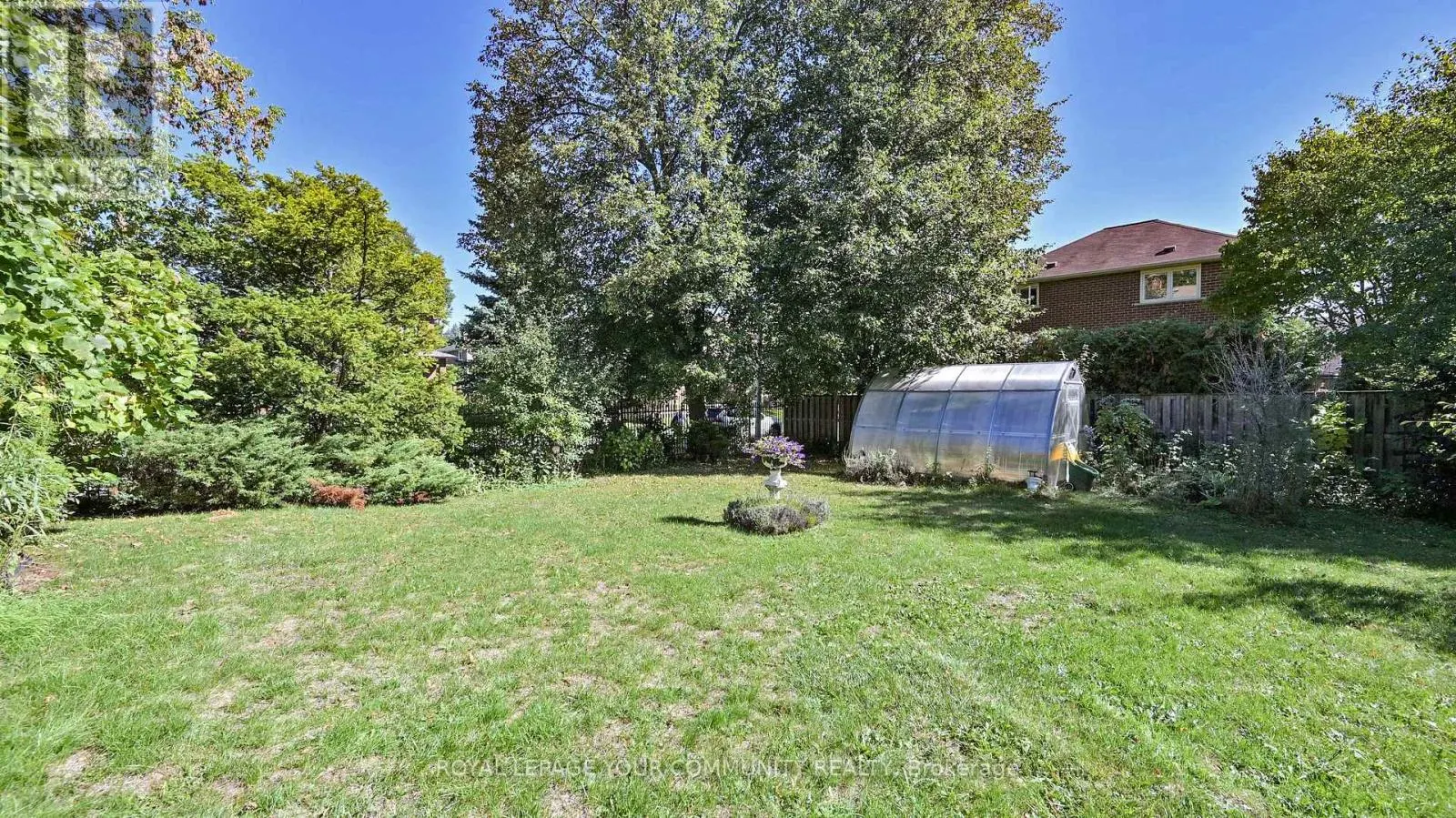 19 ROOSEVELT DRIVE
