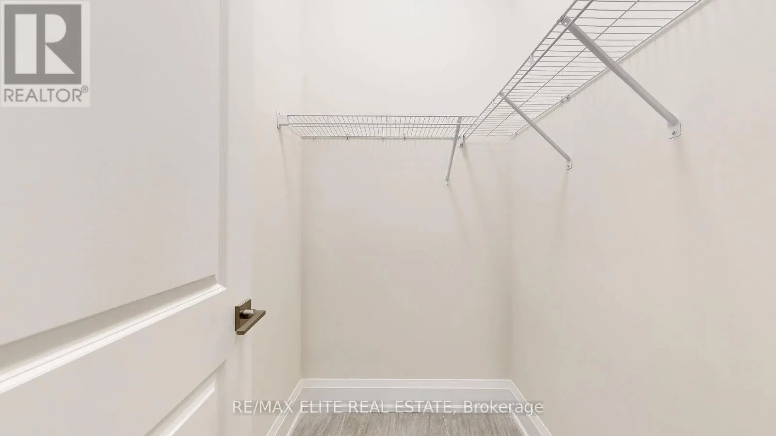 11 DWELL AVENUE