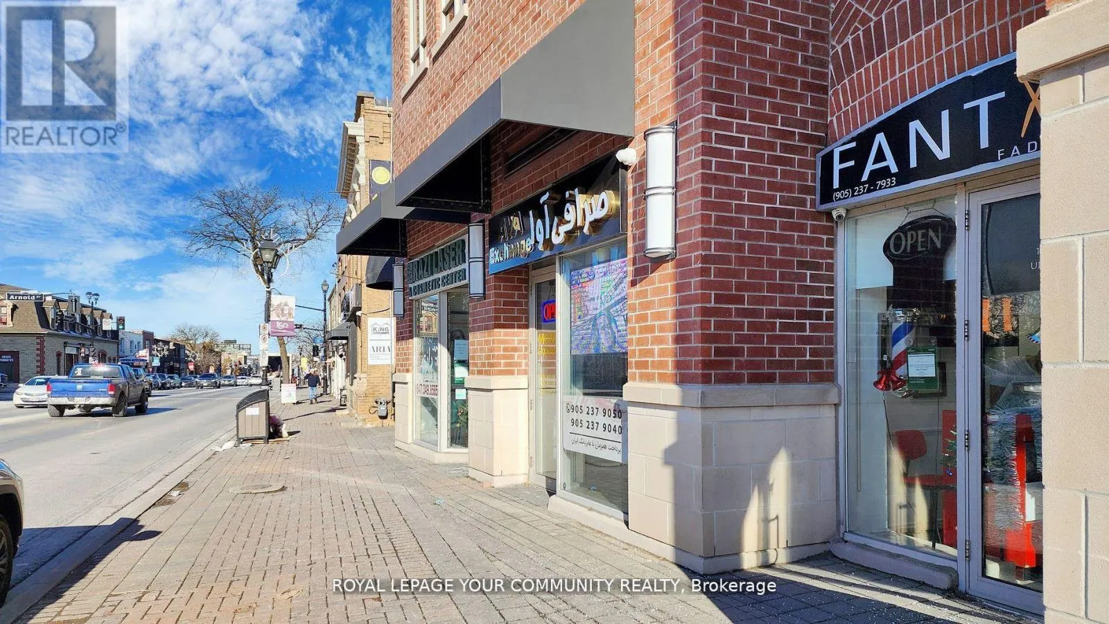 303 - 10101 YONGE STREET