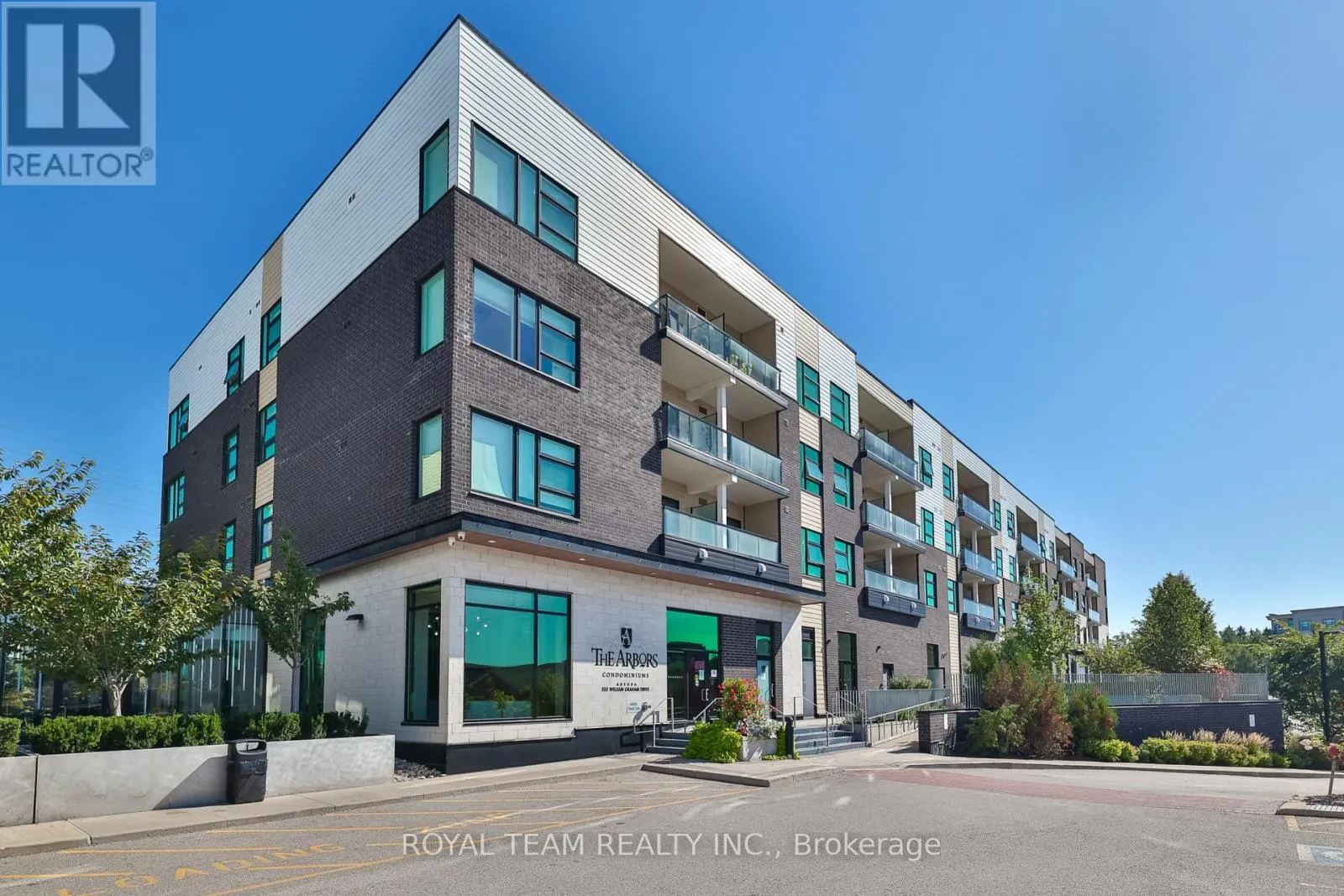 307 - 555 WILLIAM GRAHAM DRIVE