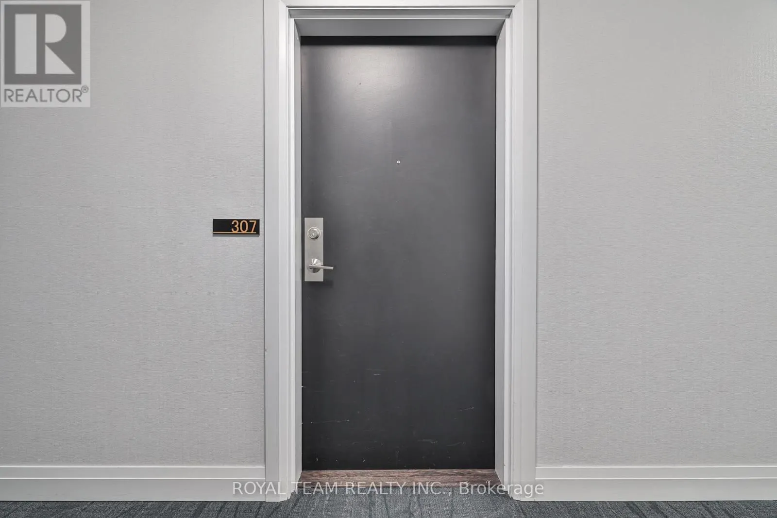 307 - 555 WILLIAM GRAHAM DRIVE