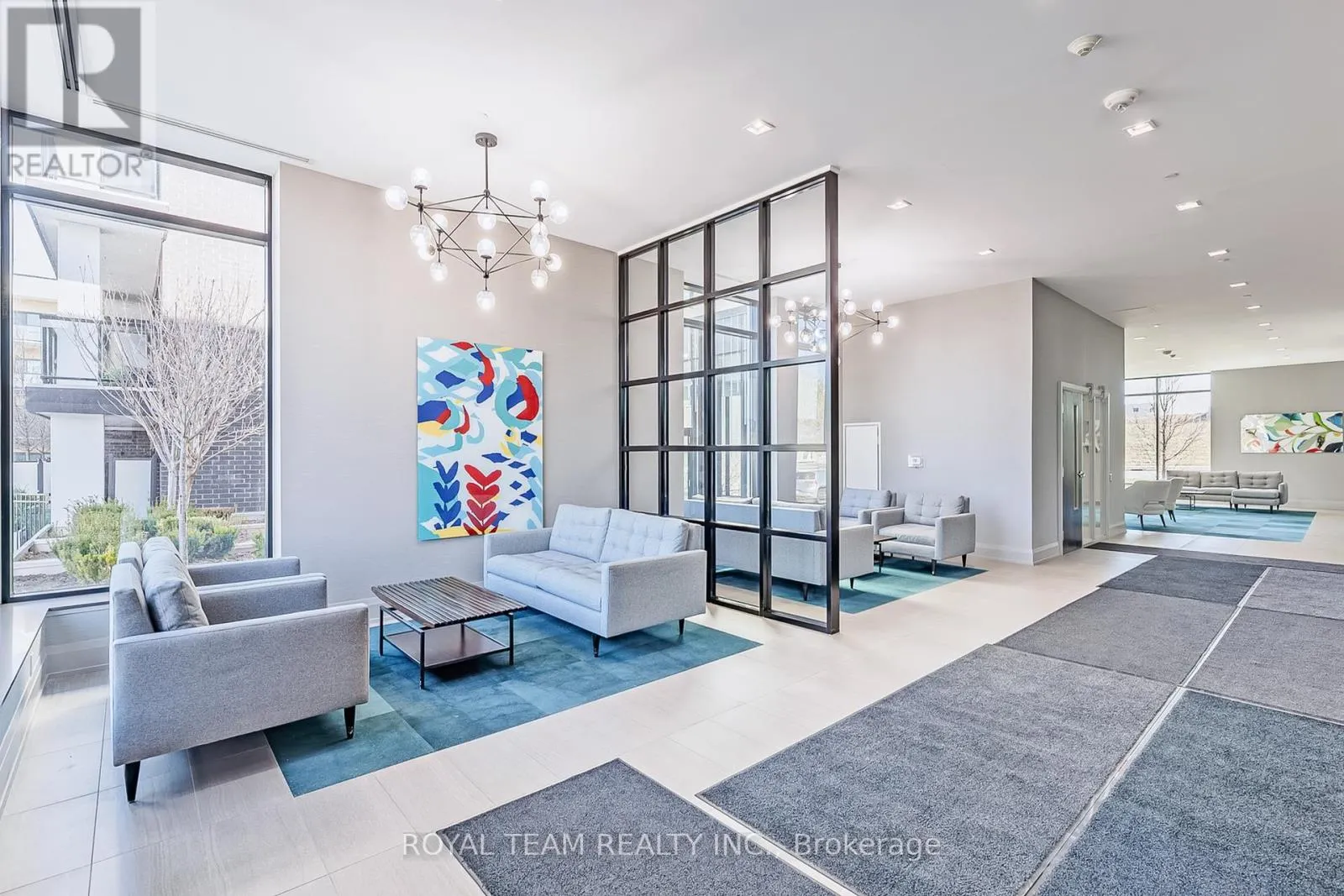 307 - 555 WILLIAM GRAHAM DRIVE