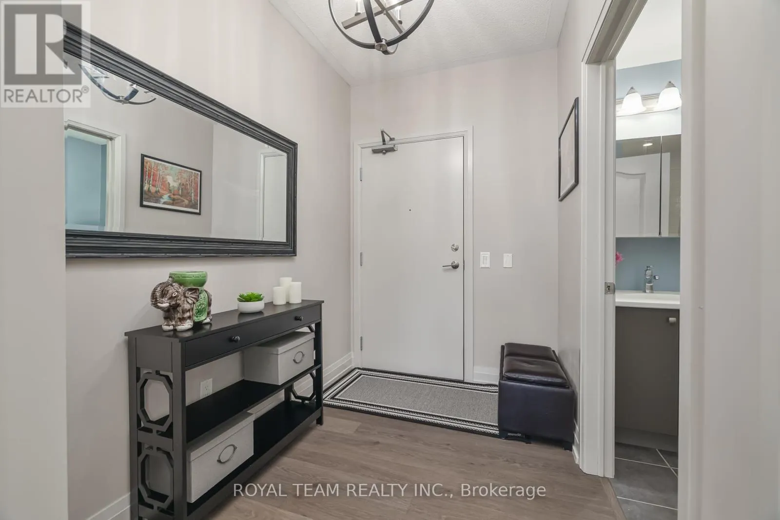 307 - 555 WILLIAM GRAHAM DRIVE