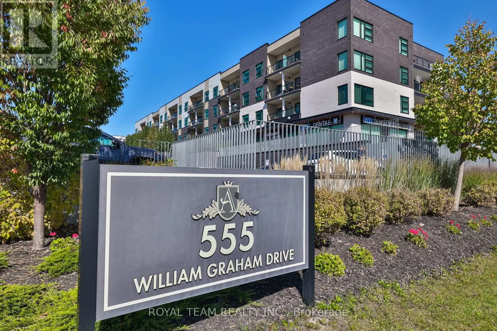 307 - 555 WILLIAM GRAHAM DRIVE