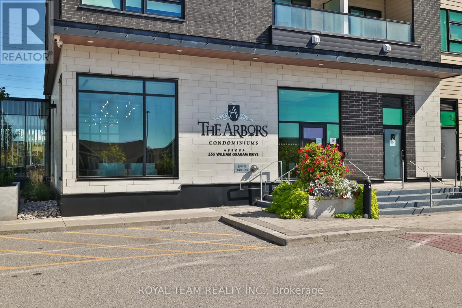 307 - 555 WILLIAM GRAHAM DRIVE