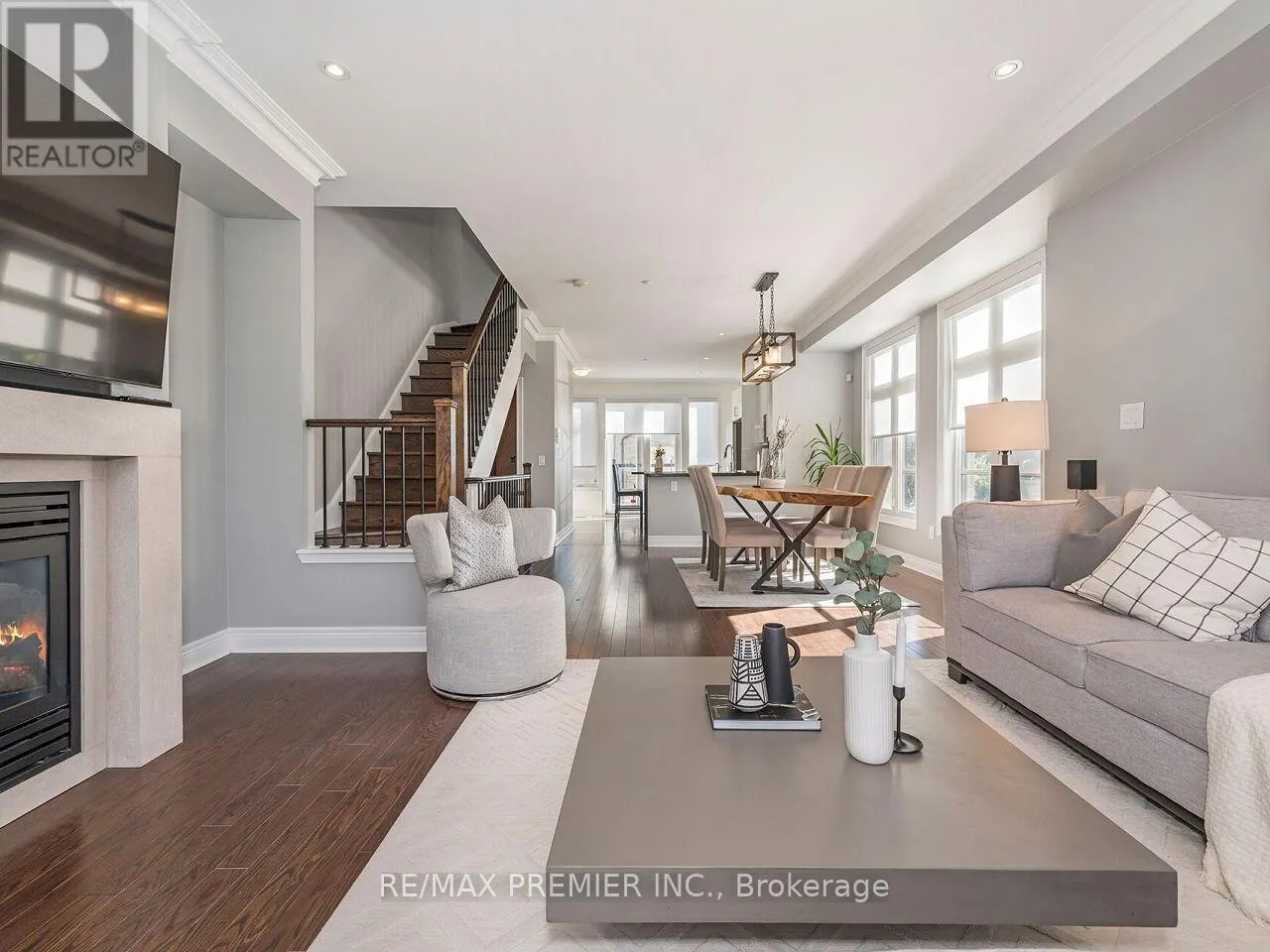 1 POWSELAND CRESCENT
