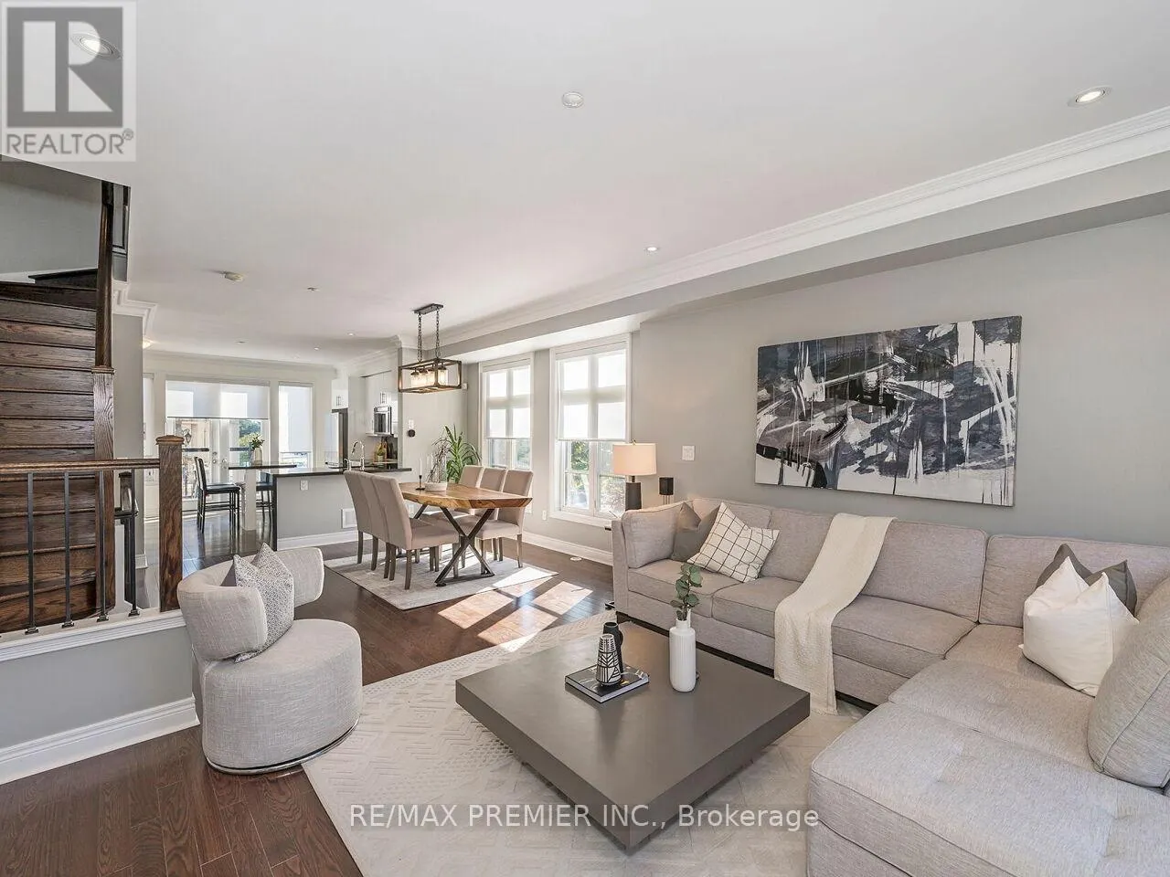 1 POWSELAND CRESCENT