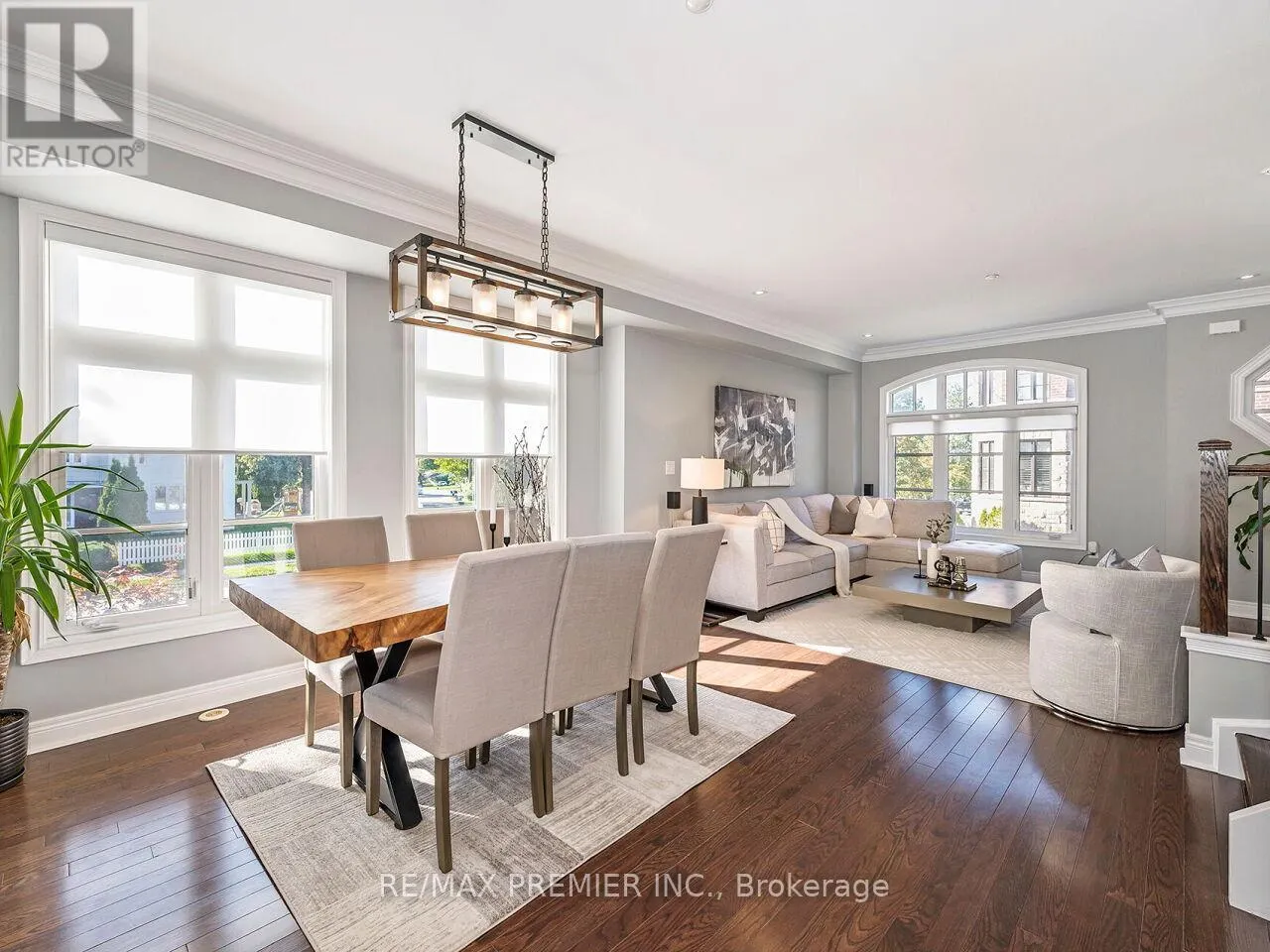 1 POWSELAND CRESCENT