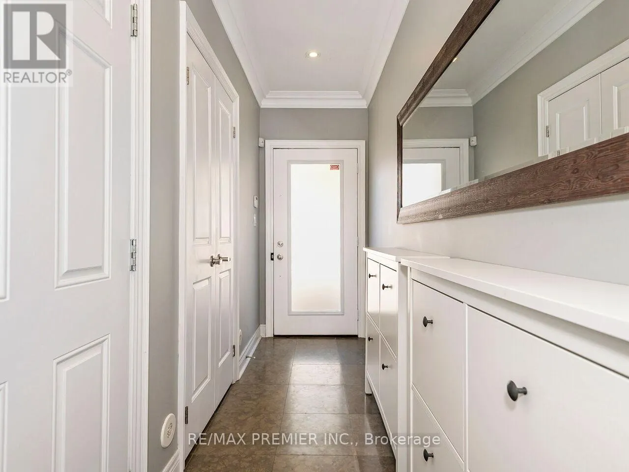1 POWSELAND CRESCENT