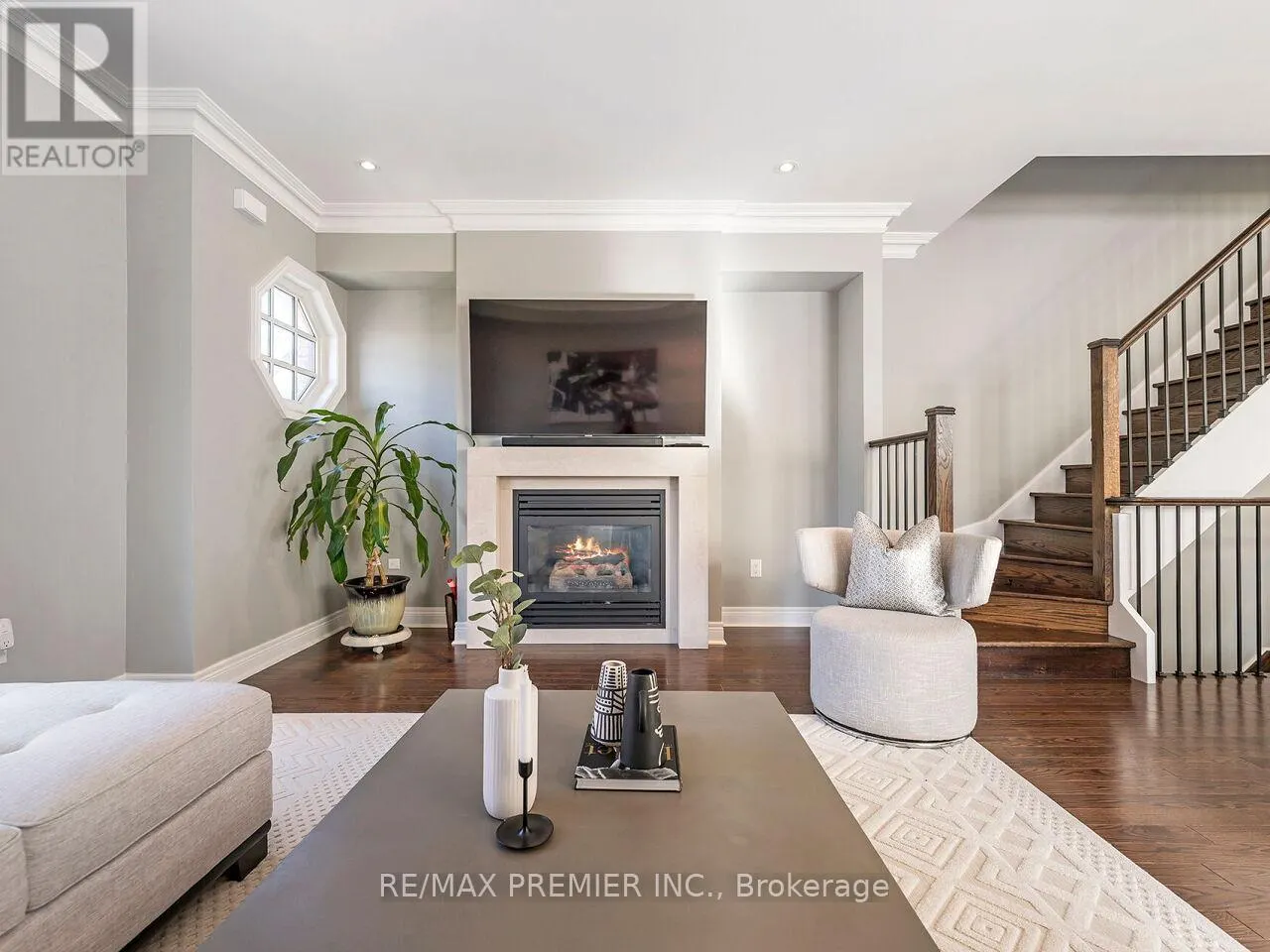 1 POWSELAND CRESCENT