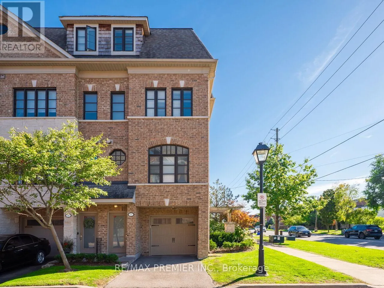 1 POWSELAND CRESCENT