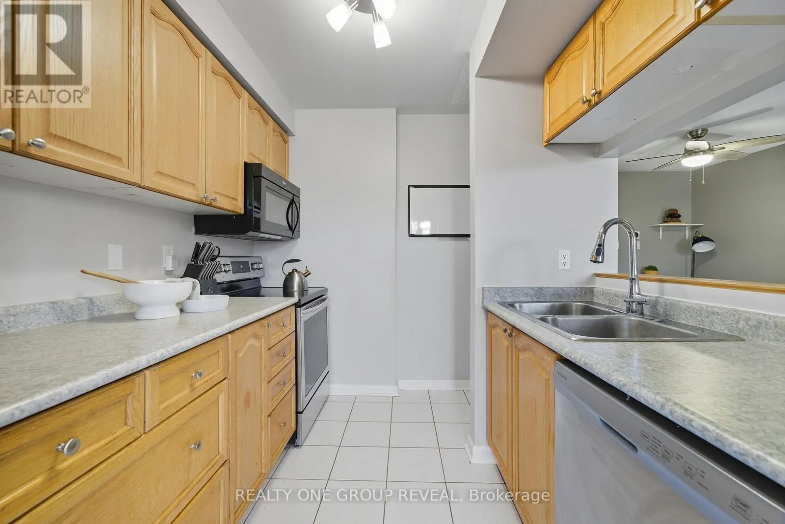 37 MAINPRIZE CRESCENT