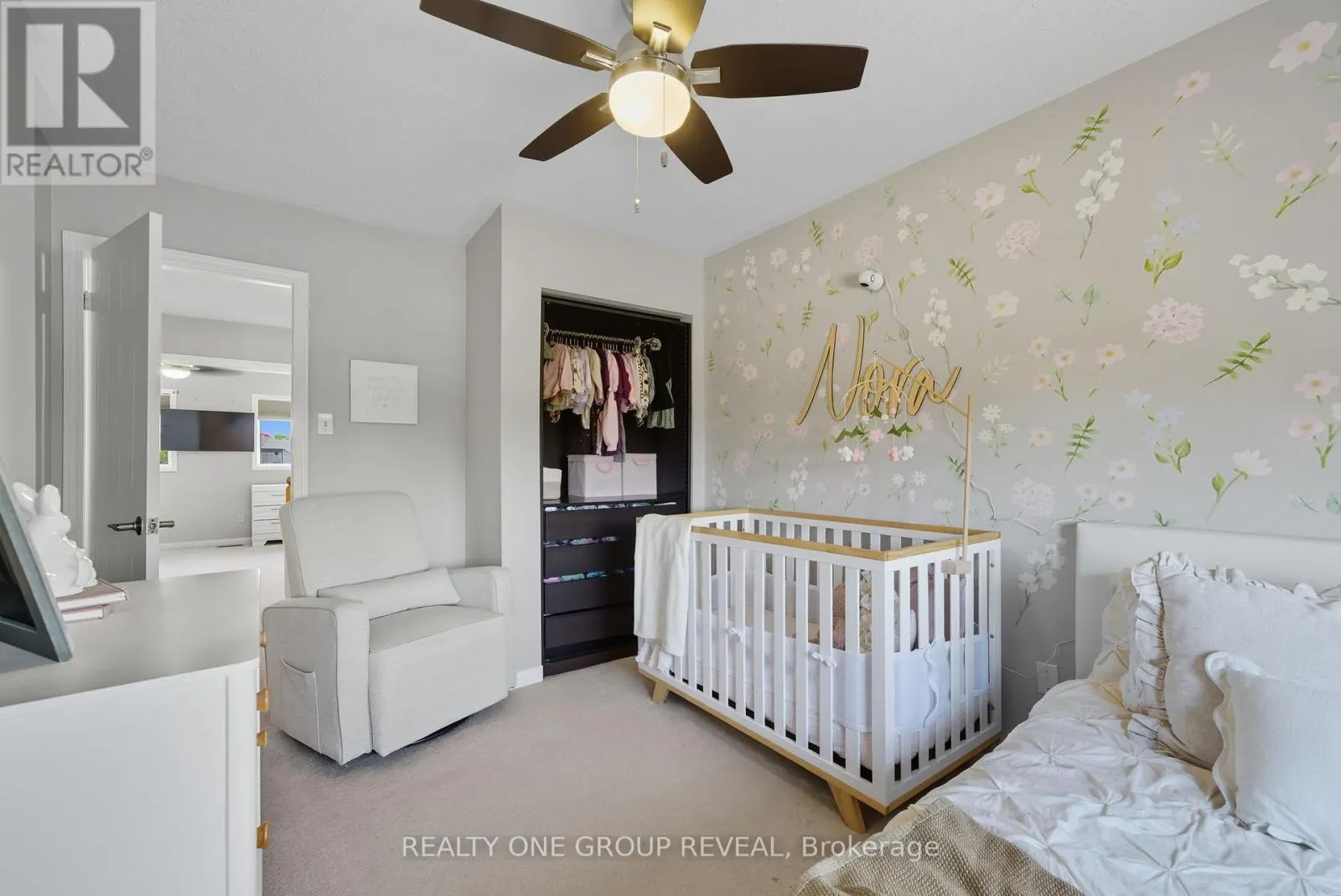 37 MAINPRIZE CRESCENT