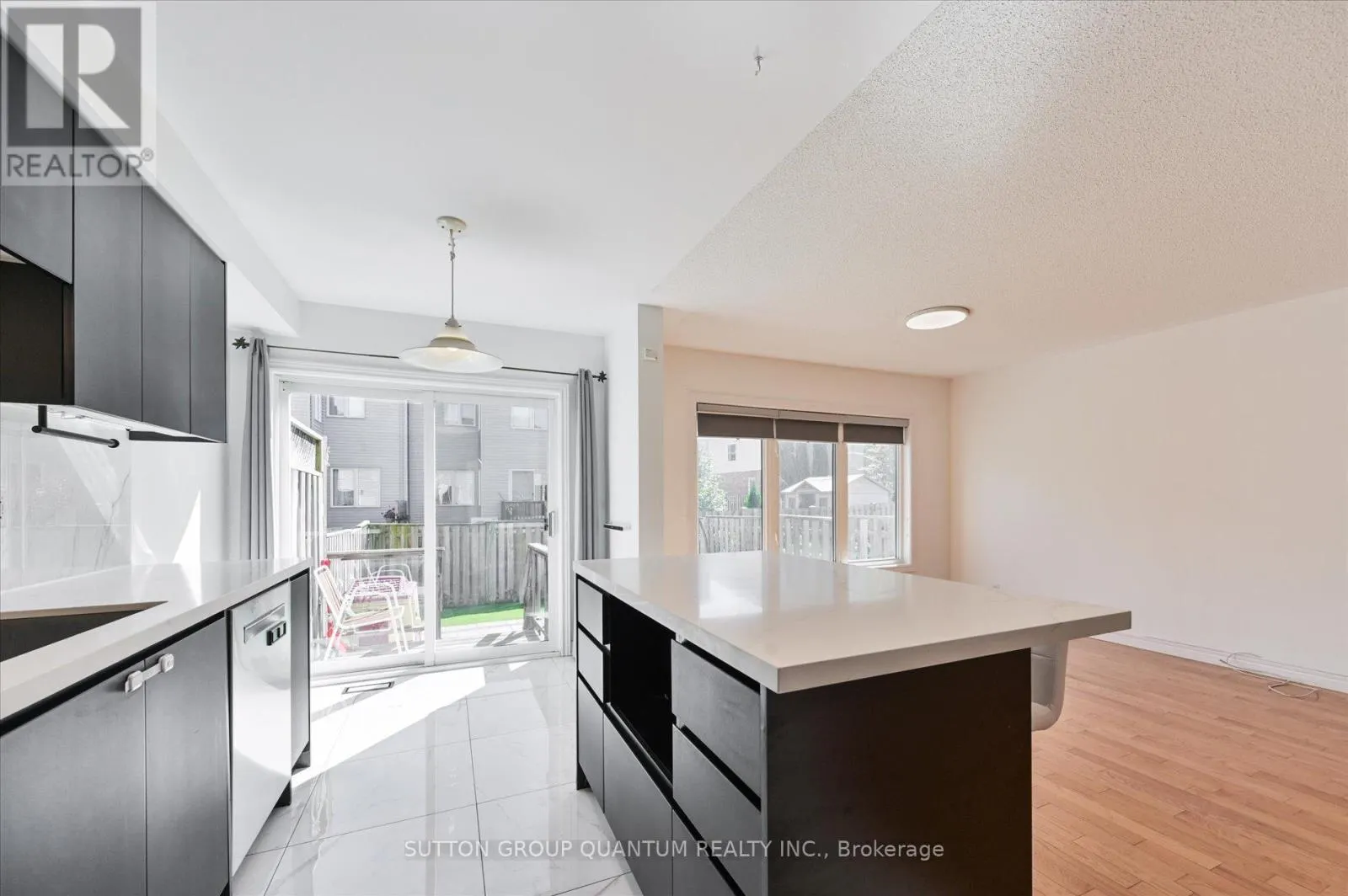 59 MARSHVIEW AVENUE