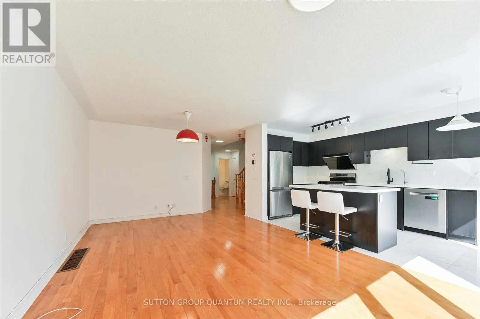 59 MARSHVIEW AVENUE