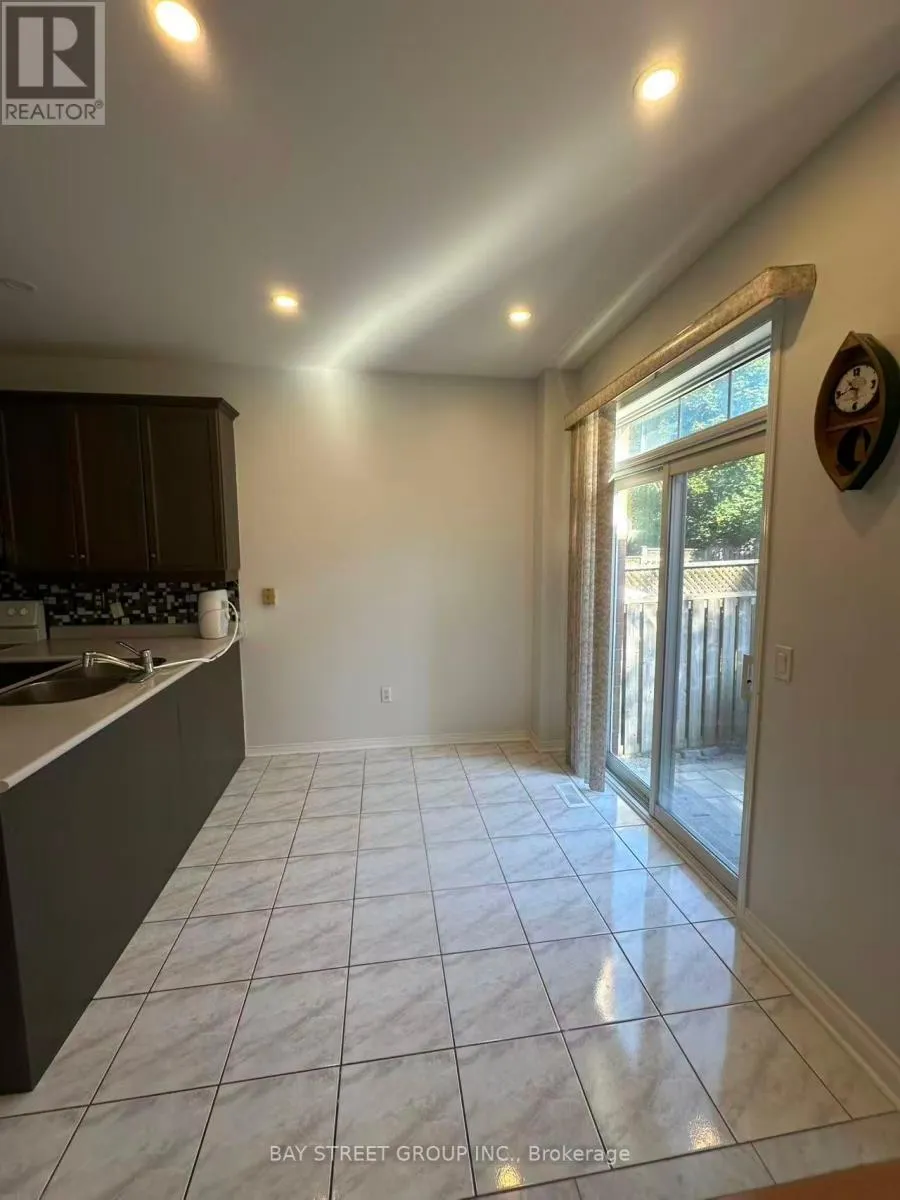 5 BALLYMORE DRIVE