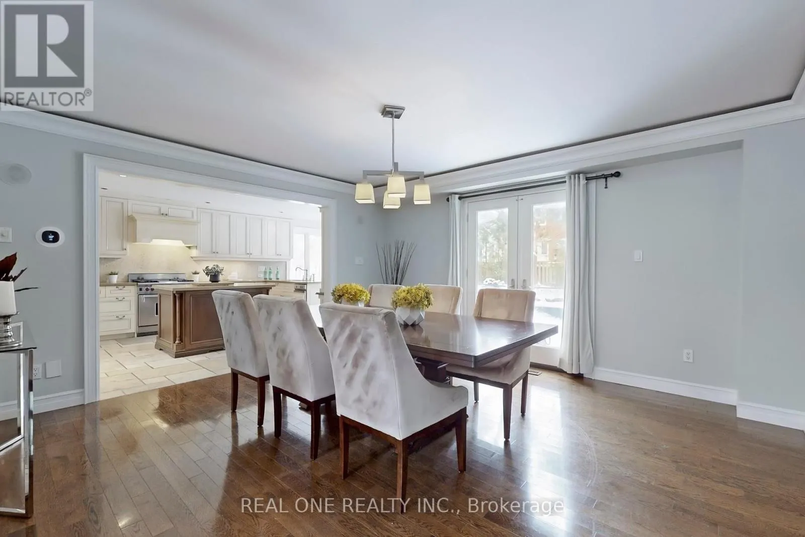 27 AITKEN CIRCLE