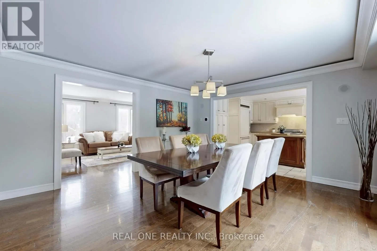 27 AITKEN CIRCLE