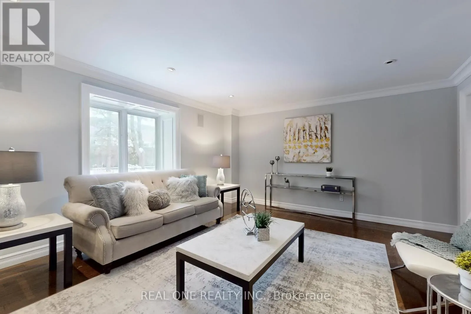27 AITKEN CIRCLE
