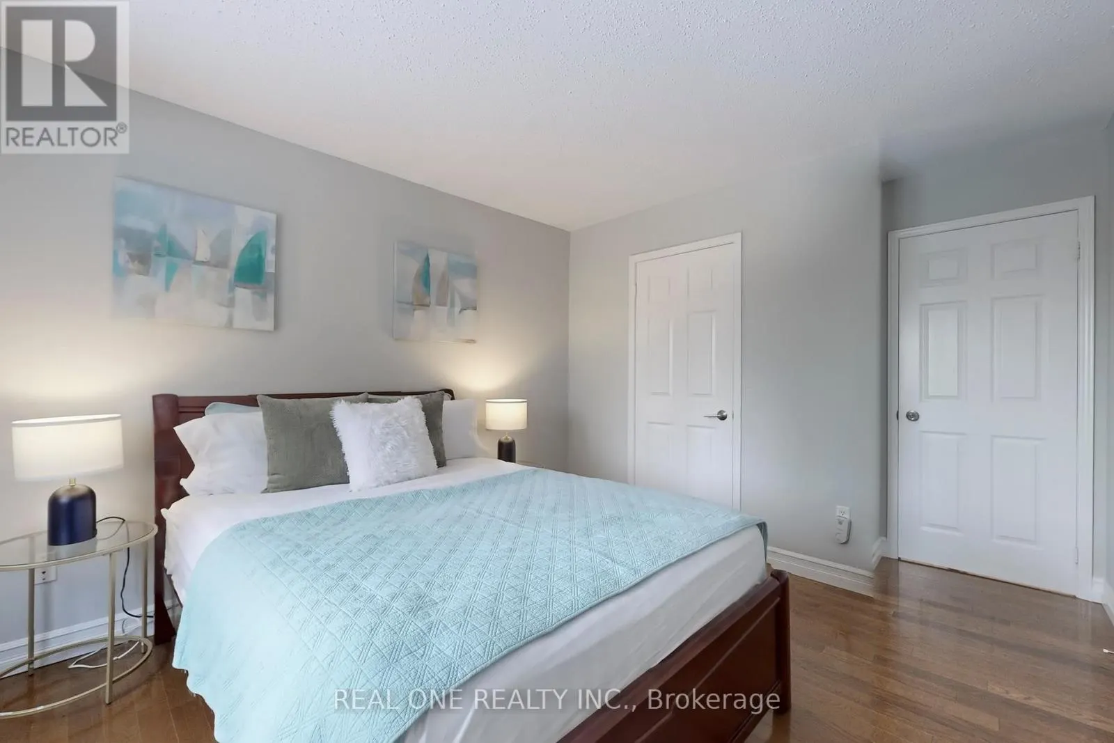 27 AITKEN CIRCLE