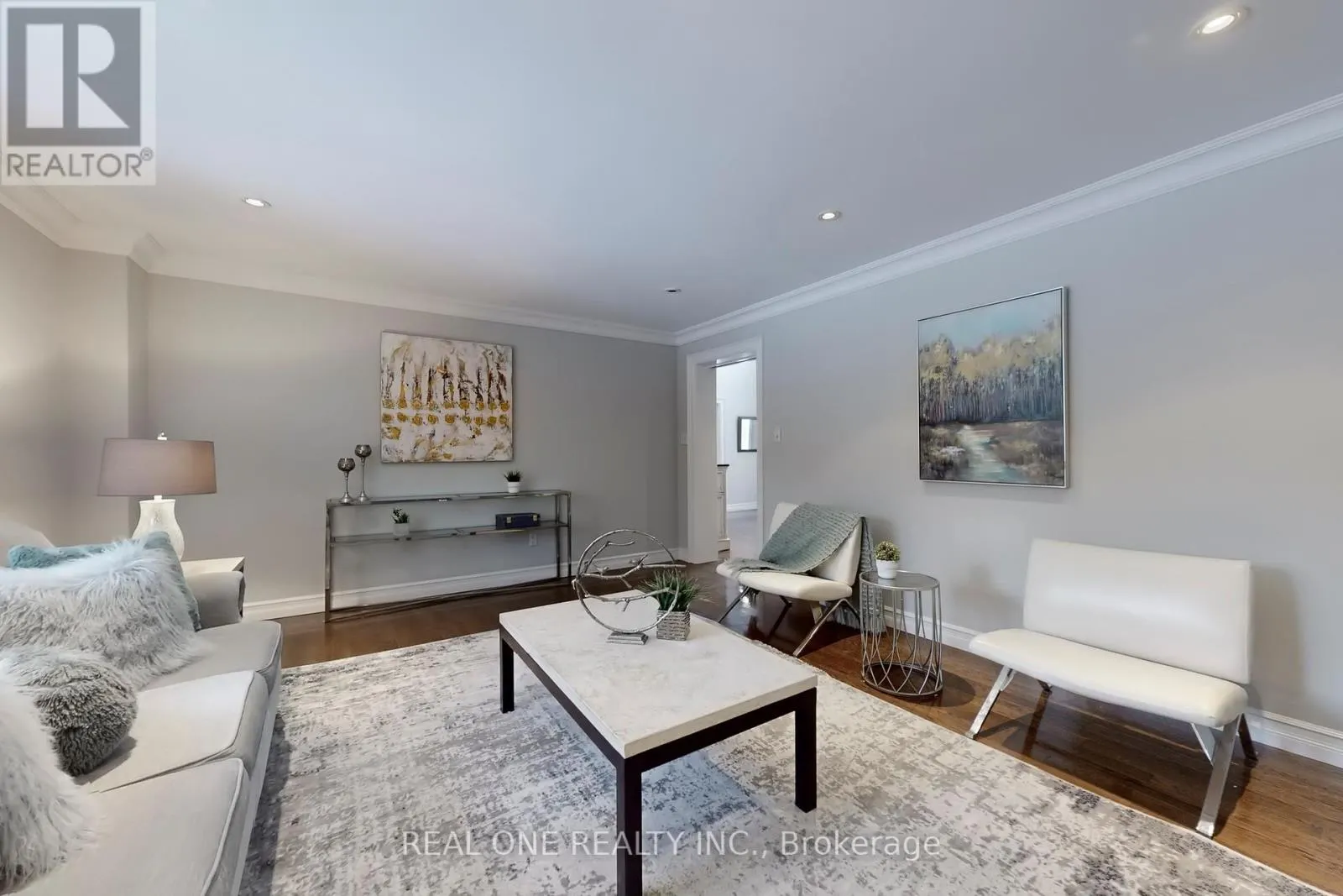 27 AITKEN CIRCLE