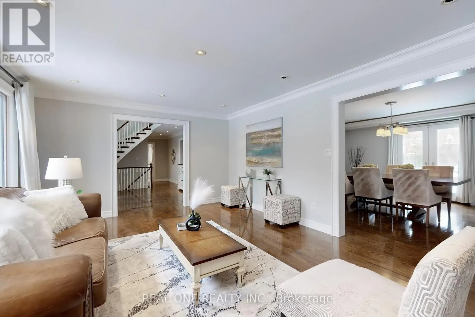 27 AITKEN CIRCLE
