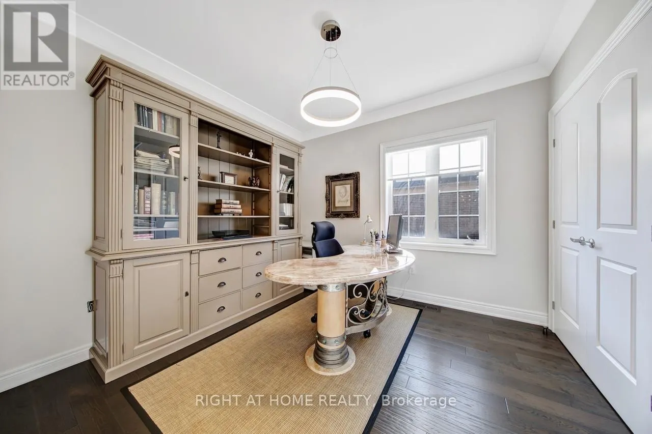 38 MENOTTI DRIVE