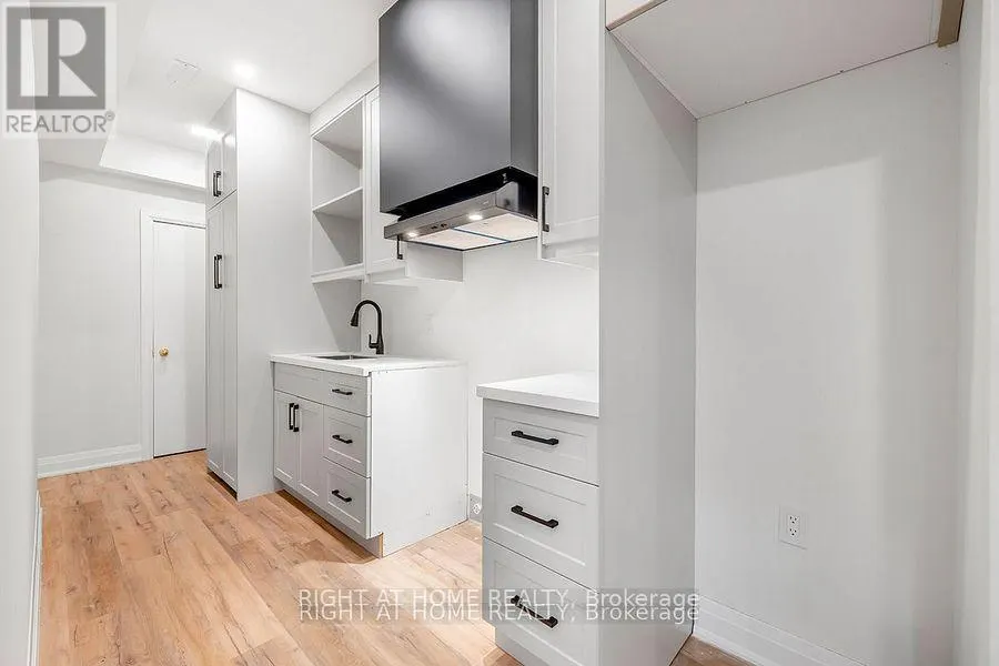 (BASEMENT) - 61 ISAIAH DRIVE W