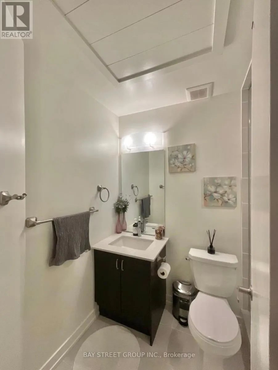 12 - 370 G RED MAPLE ROAD