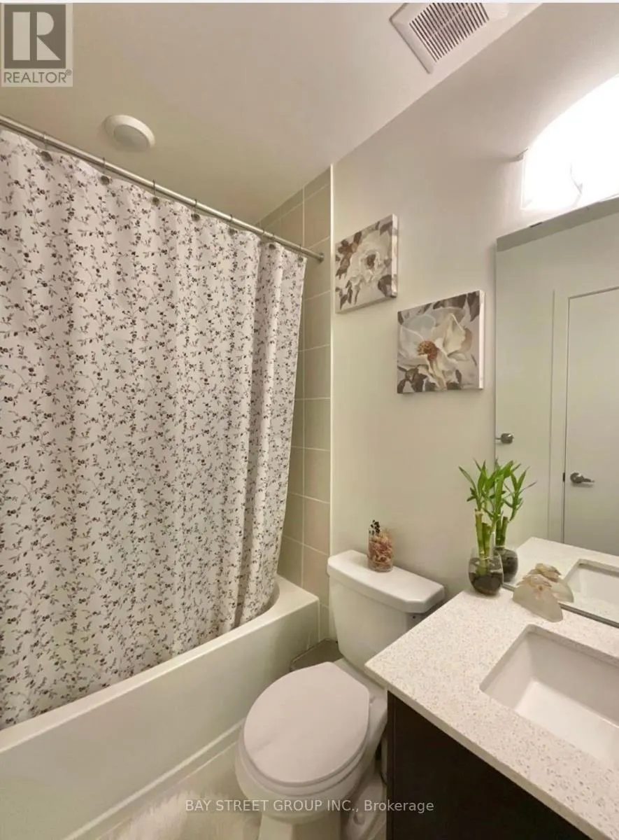 12 - 370 G RED MAPLE ROAD