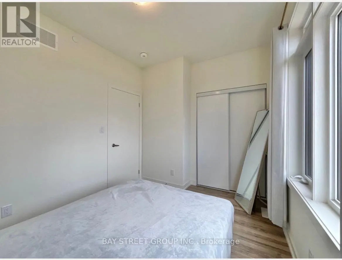 12 - 370 G RED MAPLE ROAD