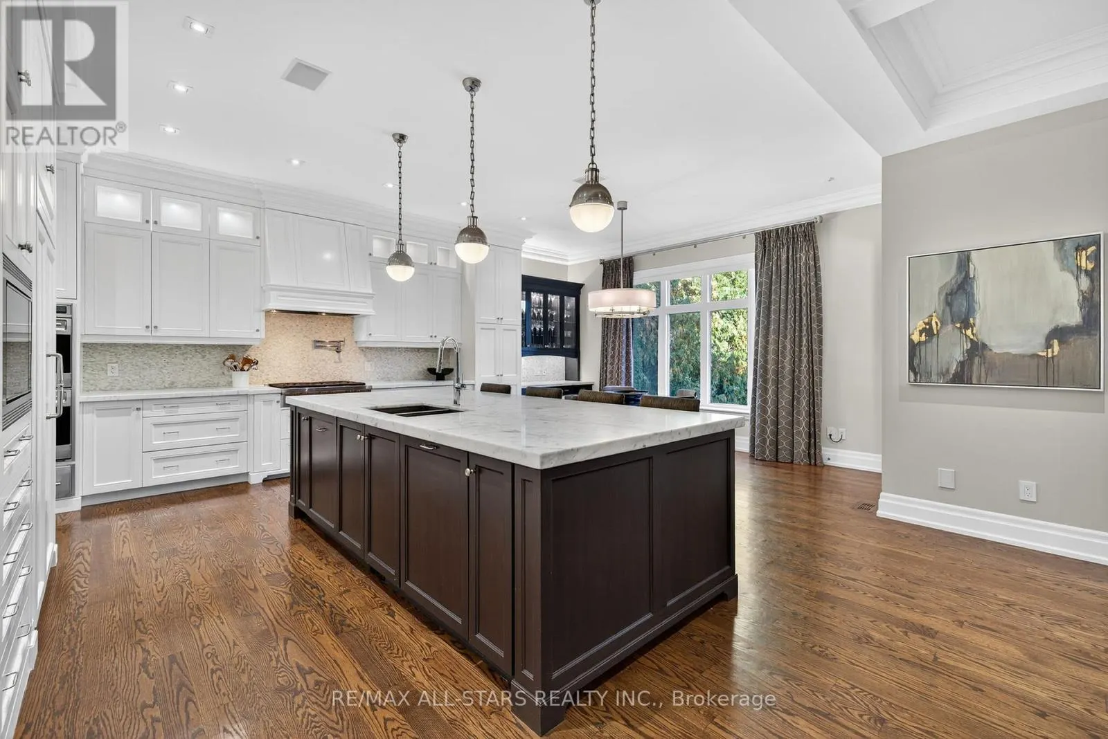 126 HILLVIEW ROAD