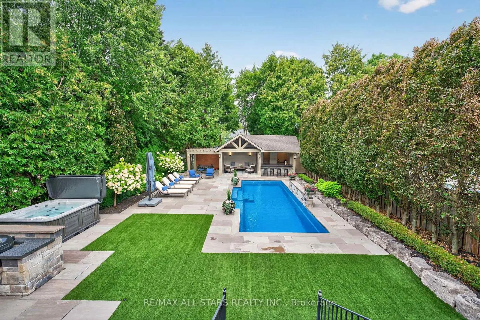 126 HILLVIEW ROAD