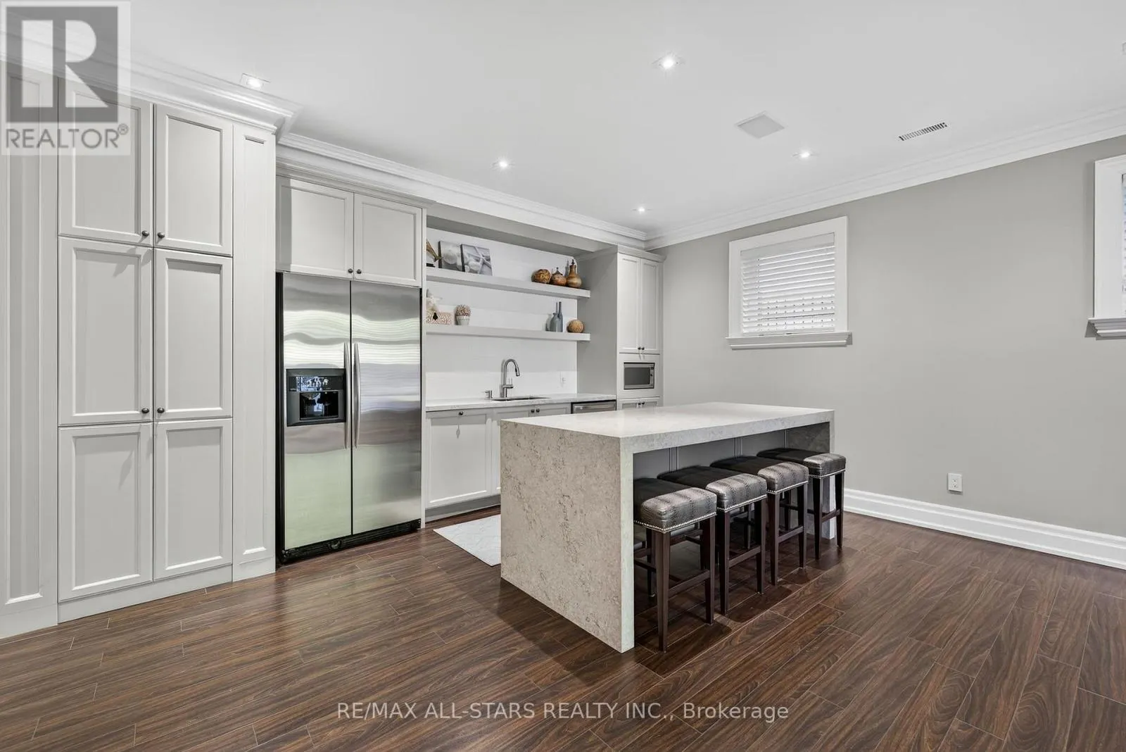 126 HILLVIEW ROAD