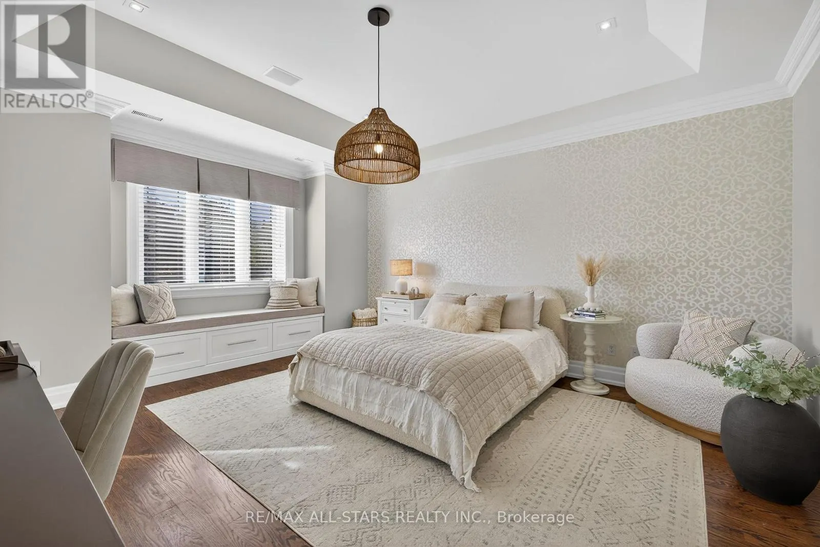 126 HILLVIEW ROAD