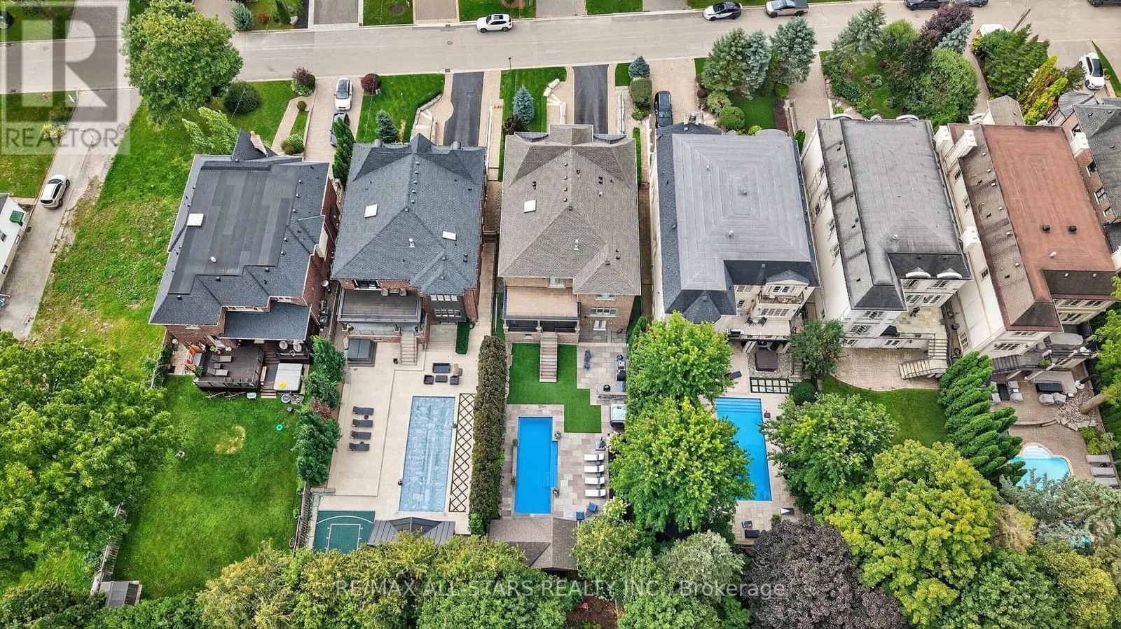 126 HILLVIEW ROAD