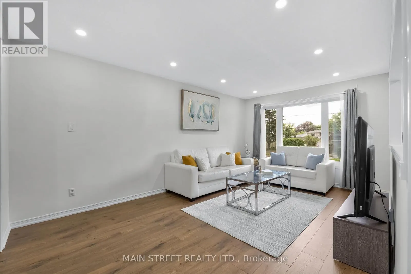43 RIVERGLEN DRIVE