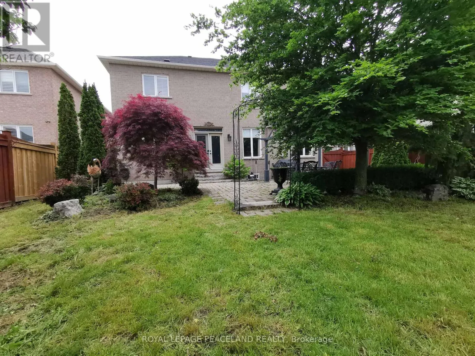 48 BARBERRY CRESCENT
