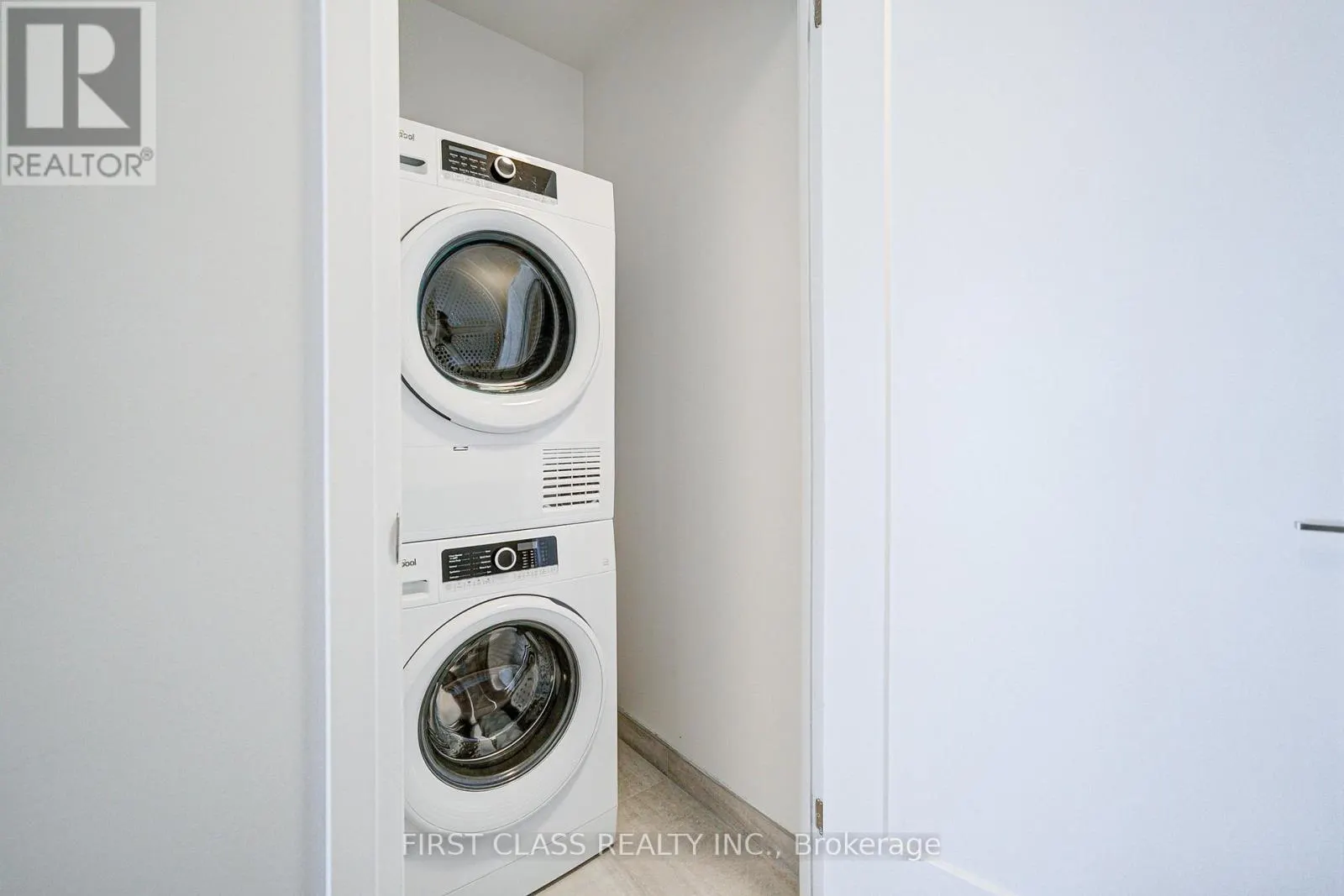 3106 - 18 WATER WALK DRIVE