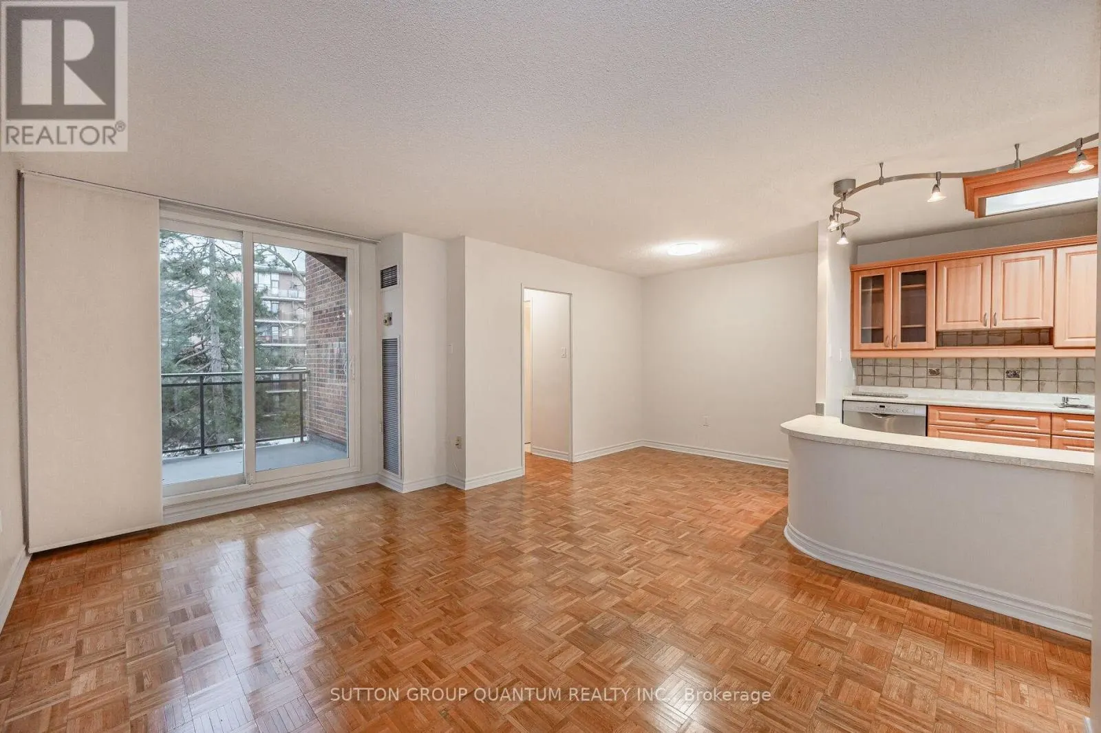 57 - 16B ELGIN STREET