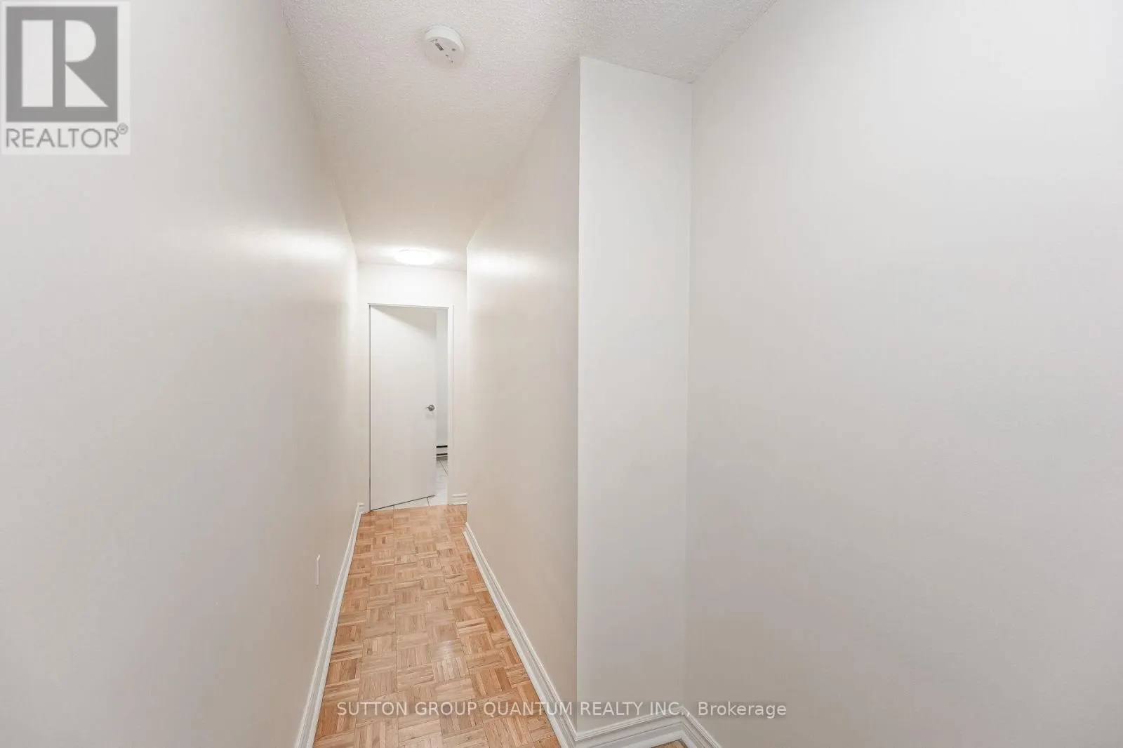 57 - 16B ELGIN STREET