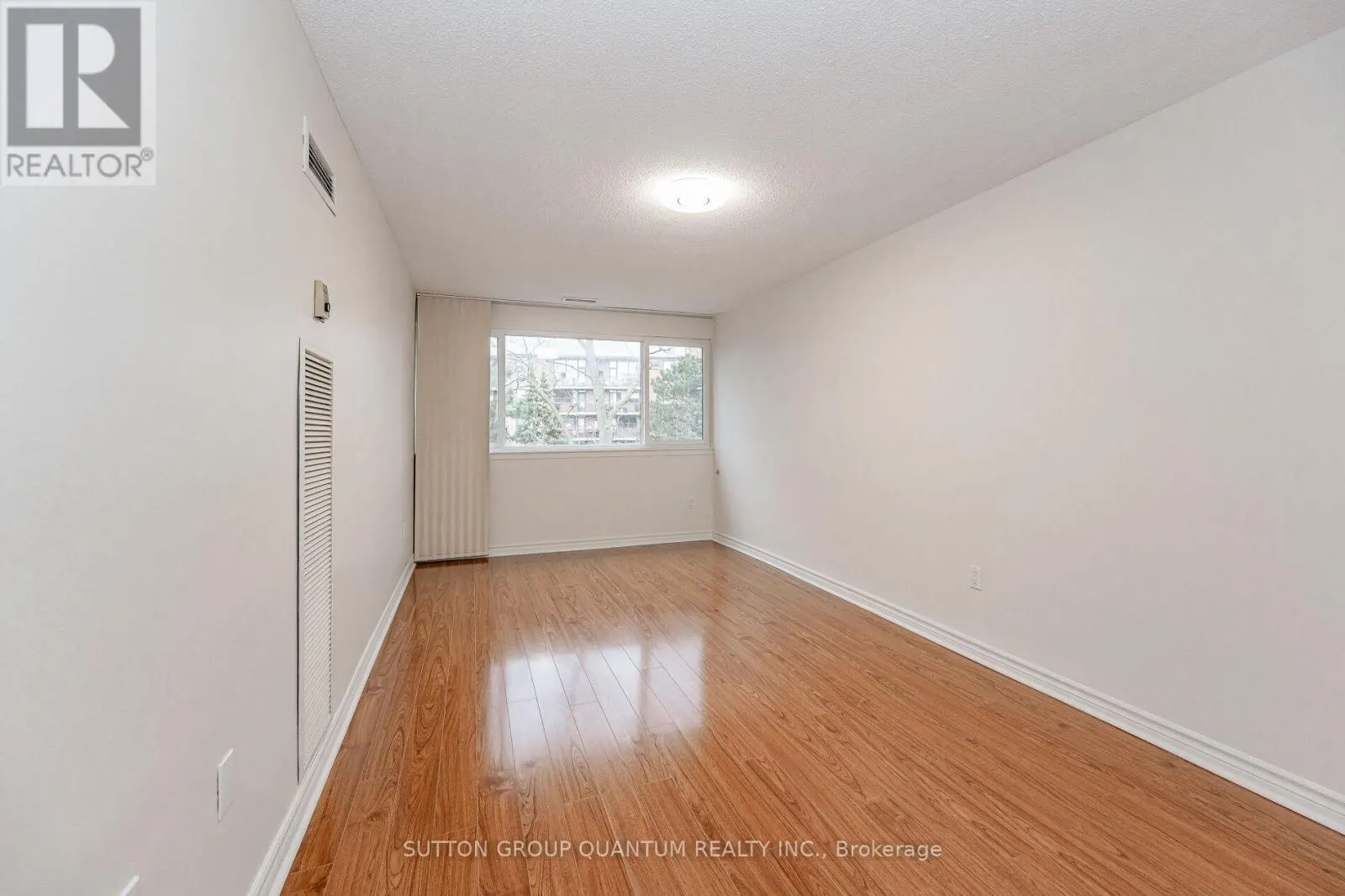 57 - 16B ELGIN STREET