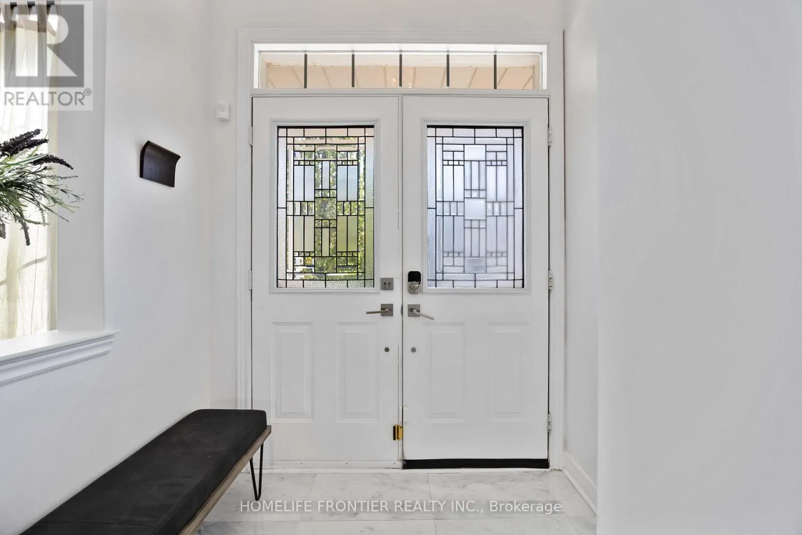 26 BARNSTONE DRIVE
