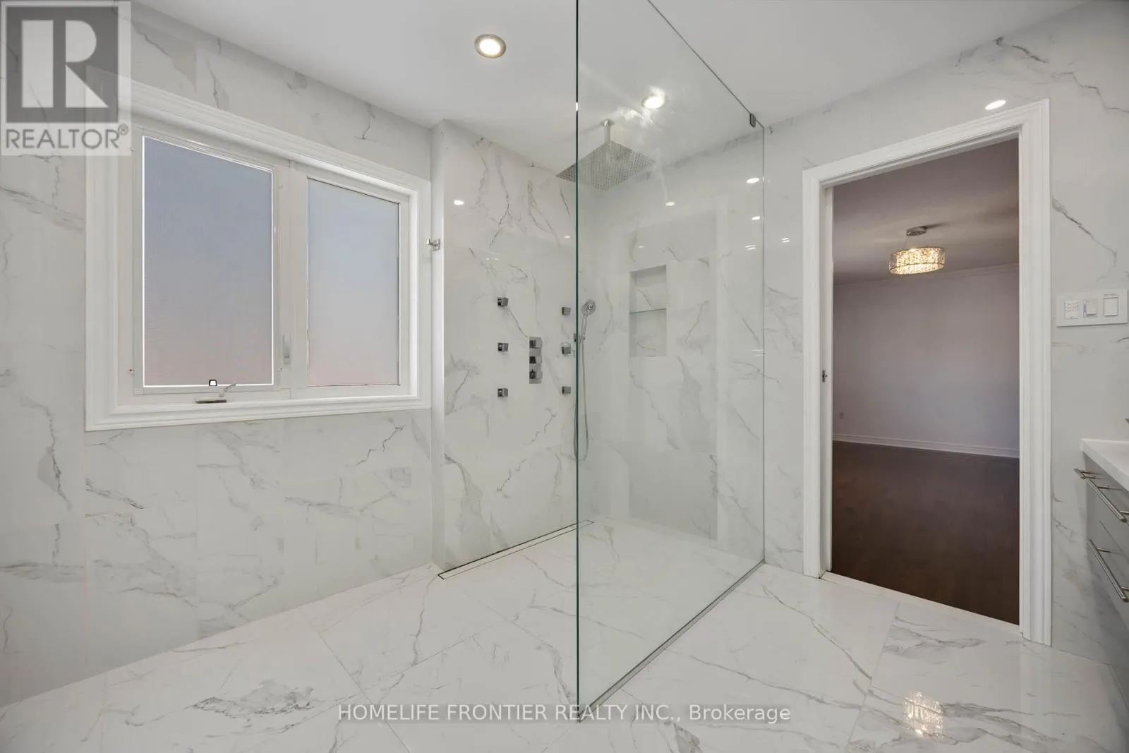 26 BARNSTONE DRIVE