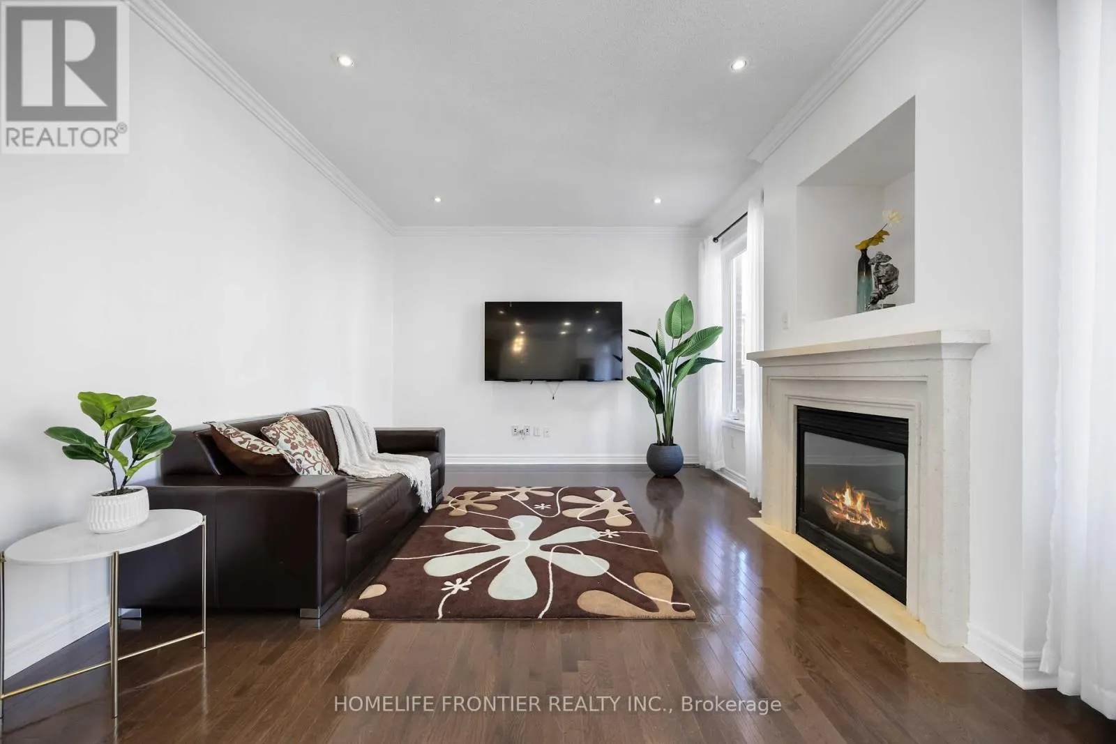 26 BARNSTONE DRIVE