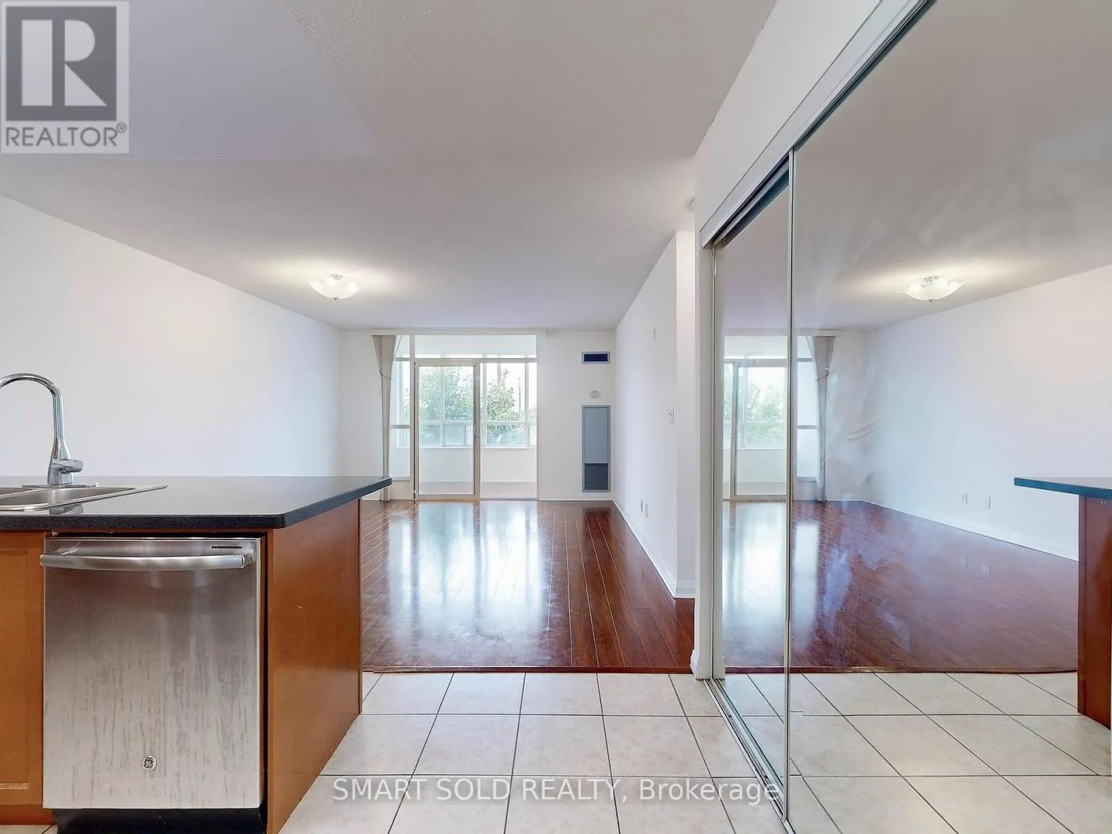 315 - 7363 KENNEDY ROAD