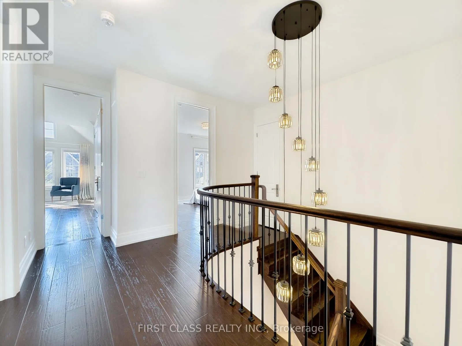 21 RHINE RIVER STREET